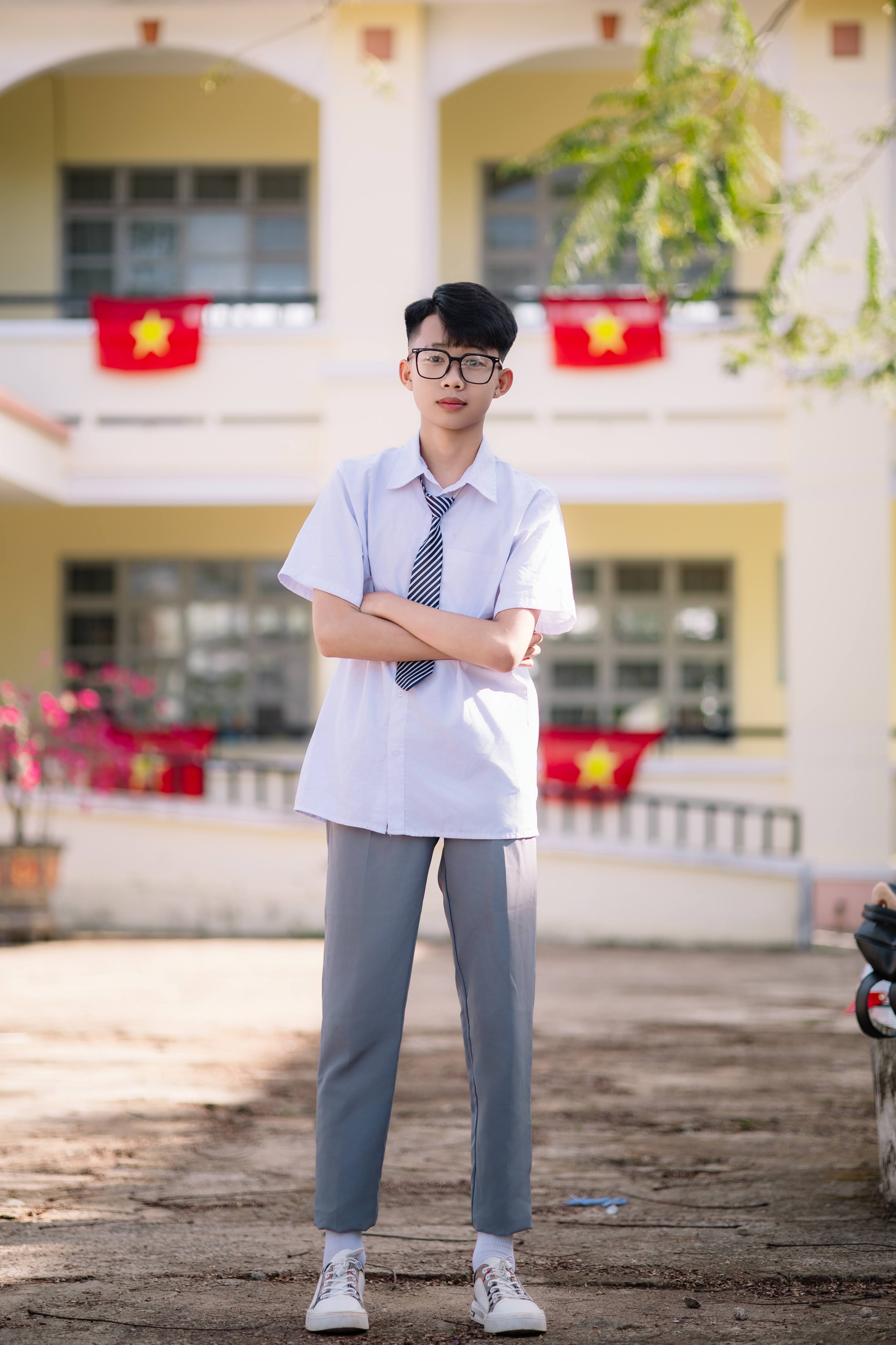 Phùng Huy Hoàng